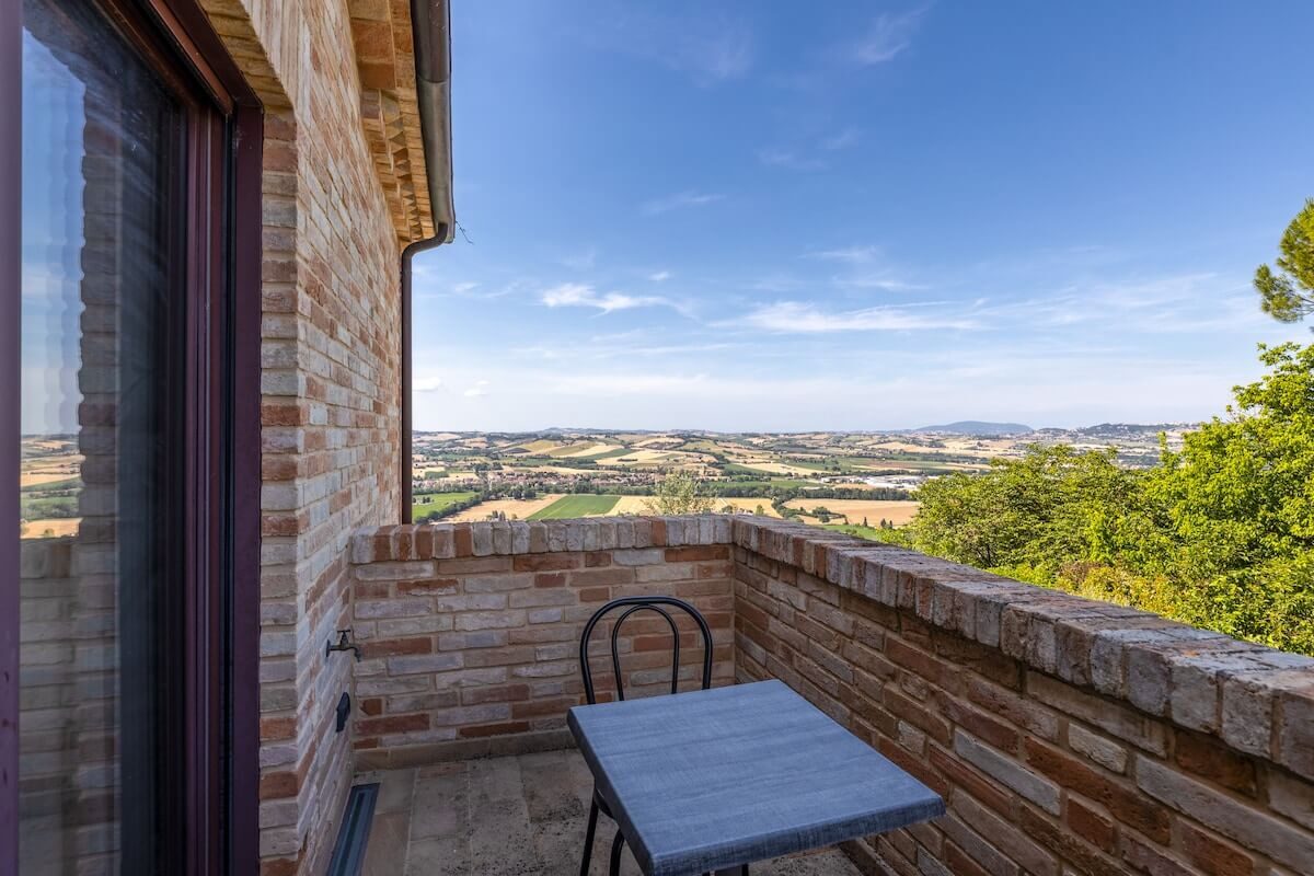 Balcone con vista campagna