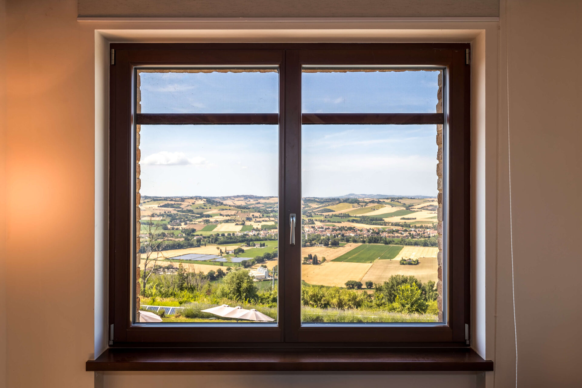 Piscina & Esterni - finestra_vista_campagna-mhLVzHIS